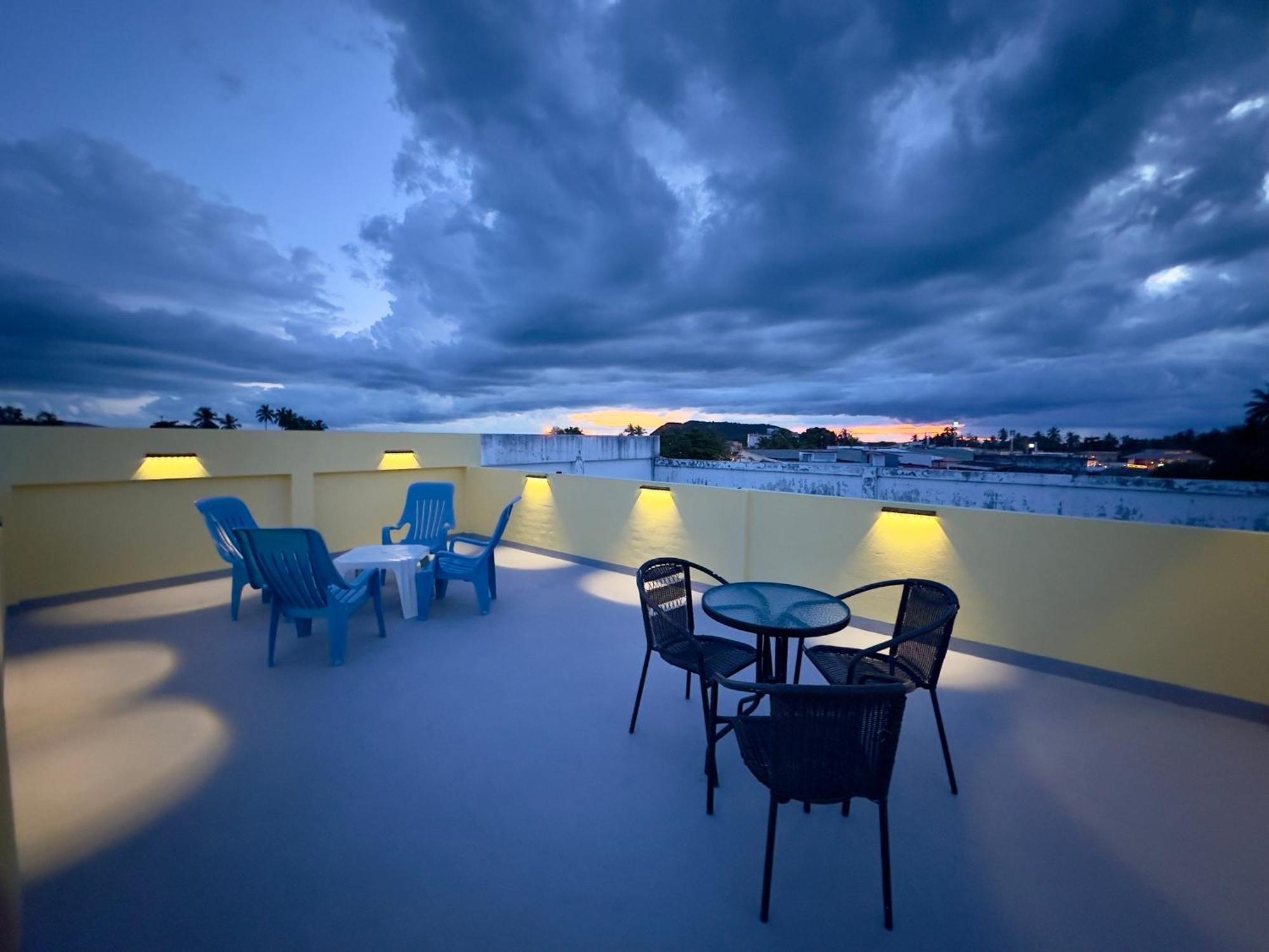 Prachan Hostel Thongsala Ngoại thất bức ảnh
